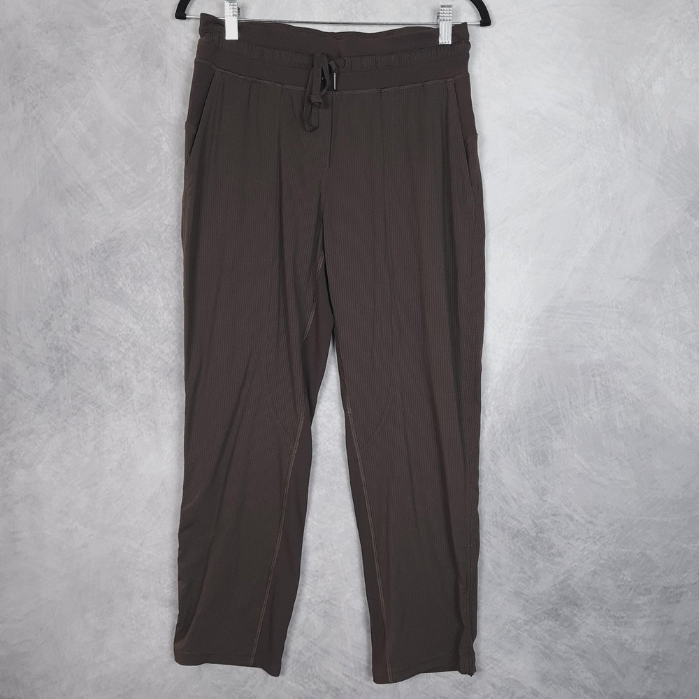Lululemon Pants Womens 6 Brown Lightweight Dance Studio Mid Rise Crop